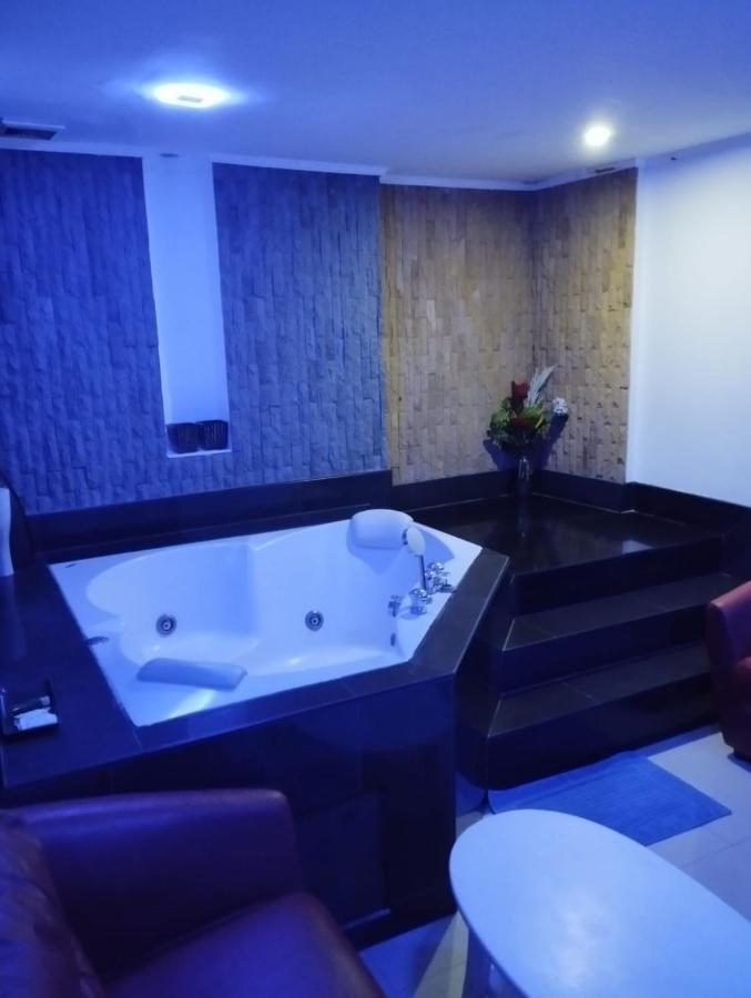 פאטאיה Galaxy Suites מראה חיצוני תמונה