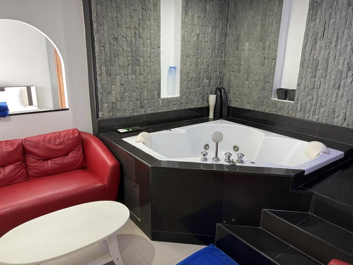 פאטאיה Galaxy Suites מראה חיצוני תמונה