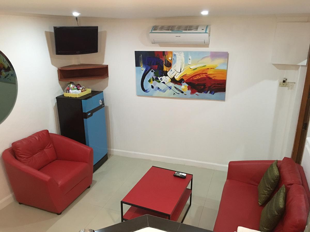 פאטאיה Galaxy Suites מראה חיצוני תמונה